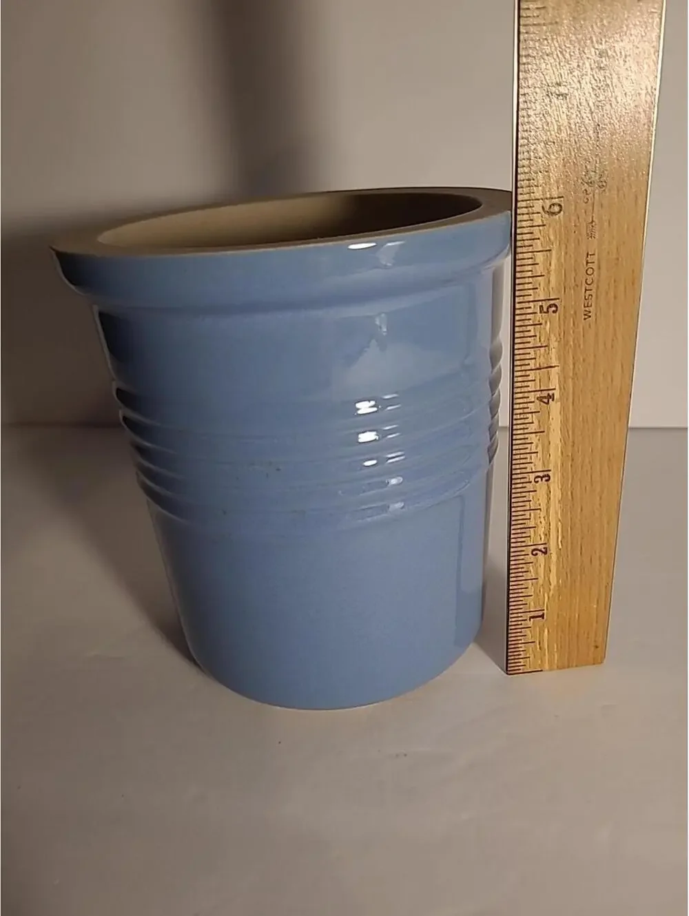 Pampered Chef Family Heritage Stoneware Utensil Holder Bread Crock Lt. Blue